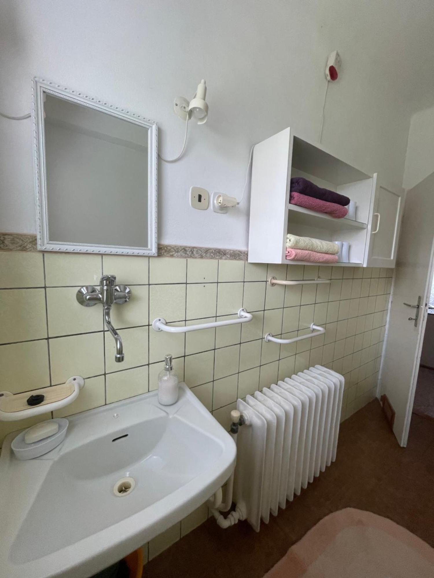 Apartman Pro 4 Osoby Česká Skalice Buitenkant foto